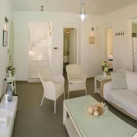 Nice In Chlorakas With 3 Bedrooms, Wifi And Outdoor Swimming Pool * Klorakas