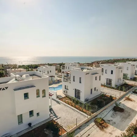 Nice In Chlorakas With 3 Bedrooms, Wifi And Outdoor Swimming Pool Σπίτι διακοπών